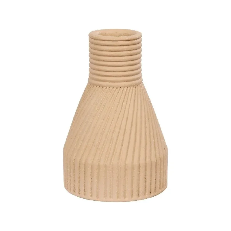 Low - voltage track lighting for safetyLinnea Vase