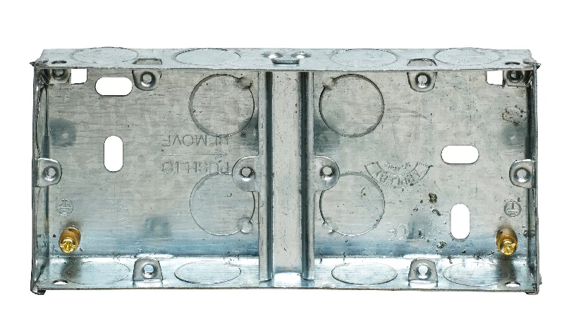 Track lighting for rental propertiesAppleby SB676 Switch/Socket Box Dual 25M Dual with 8 Fixed Track lighting for rental propertiesAppleby SB676 Switch/Socket Box Dual 25M Dual with 8 Fixed